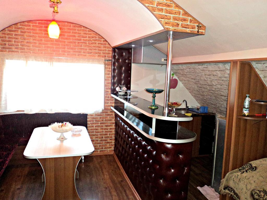 Bacho,S Cottage Borjomi ภายนอก รูปภาพ
