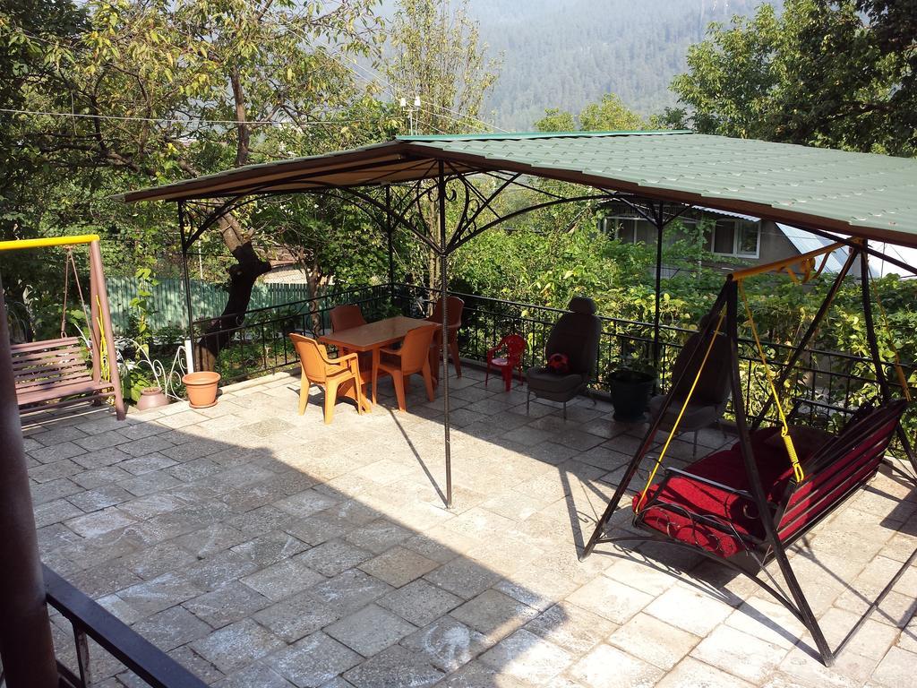 Bacho,S Cottage Borjomi ภายนอก รูปภาพ